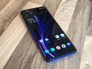 OnePlus 8 Pro design and build quality