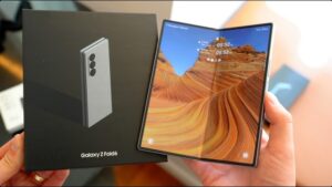 Samsung Galaxy Z Fold6 Display and Design